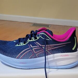 ASICS Women's Gel-Cumulus 26 - Navy and Pink